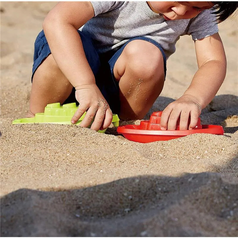 Hape - Beach and Bath Boats Image 3