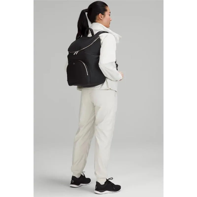 Lululemon - New Parent Backpack 17L, Black/Silver Drop Image 3