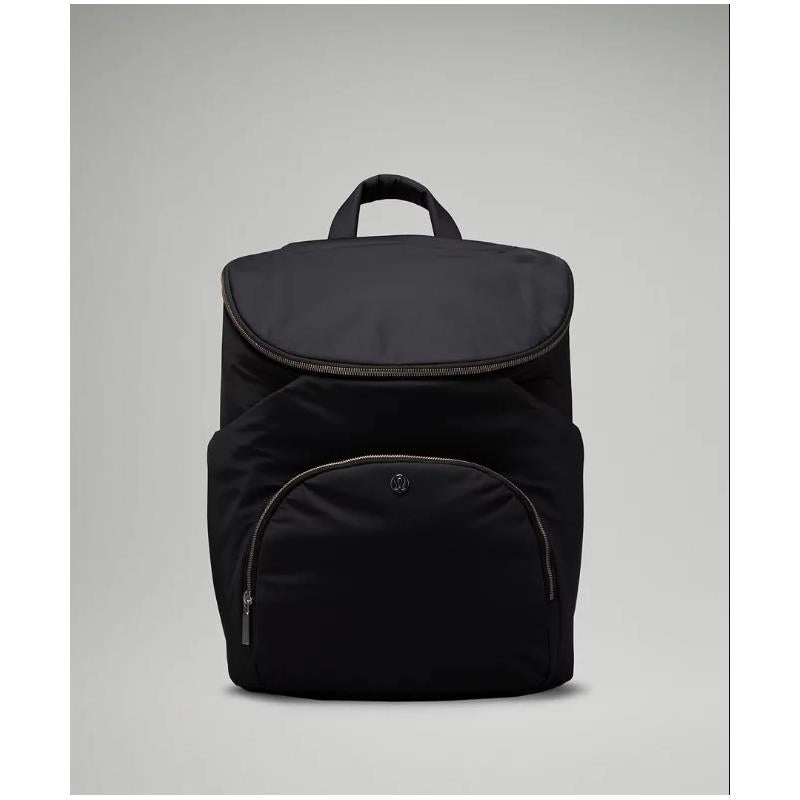 Lululemon - New Parent Backpack 17L, Black/Trench Image 1