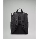 Lululemon - New Parent Backpack 17L, Black/Trench Image 4