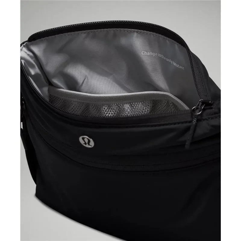 Lululemon - New Parent Tote Bag 20L - Black/Silver Drop Image 8