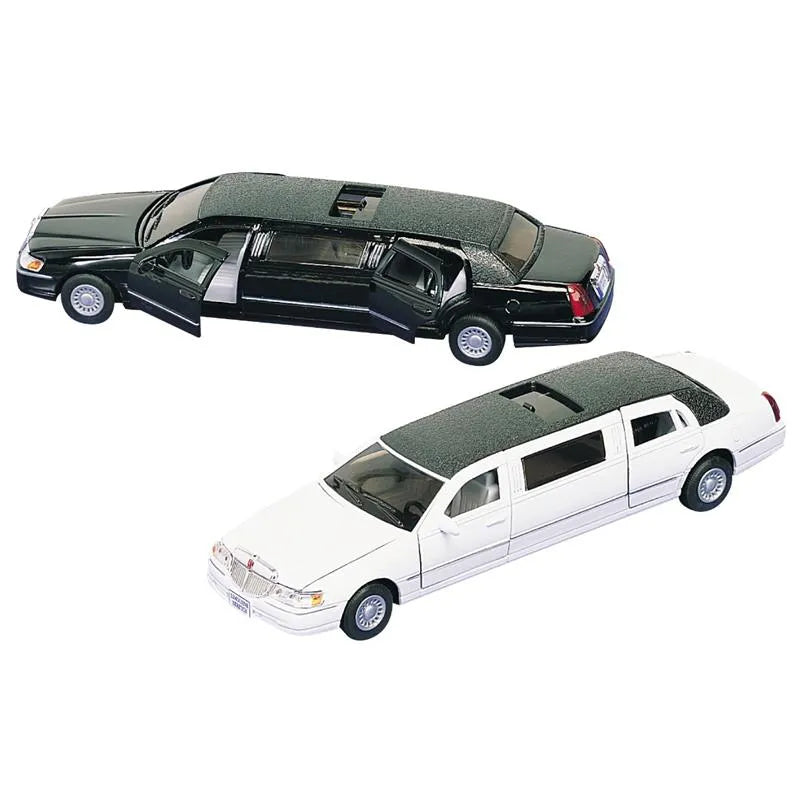 Master Toys - 7 Lincoln Town Car Limousine Image 1