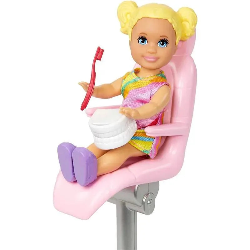 Mattel - Barbie Careers Dentist, Brunette Image 6