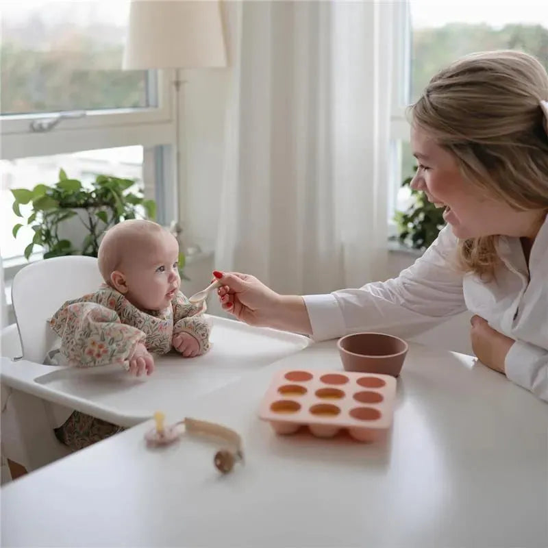 Mushie - Silicone Baby Food Freezer Tray with Lid, 9 Cups 1.5oz, Tradewinds Image 4