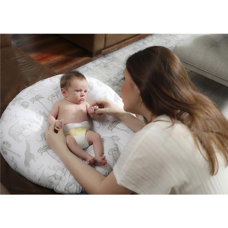 Medela Maternity and Nursing Pillow, Grey : : Baby