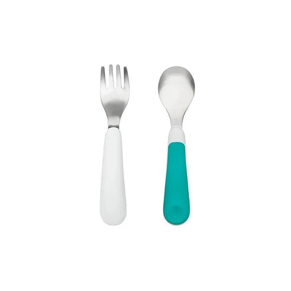 https://www.macrobaby.com/cdn/shop/files/oxo-tot-fork-spoon-set-teal_image_1_grande.jpg?v=1702688389