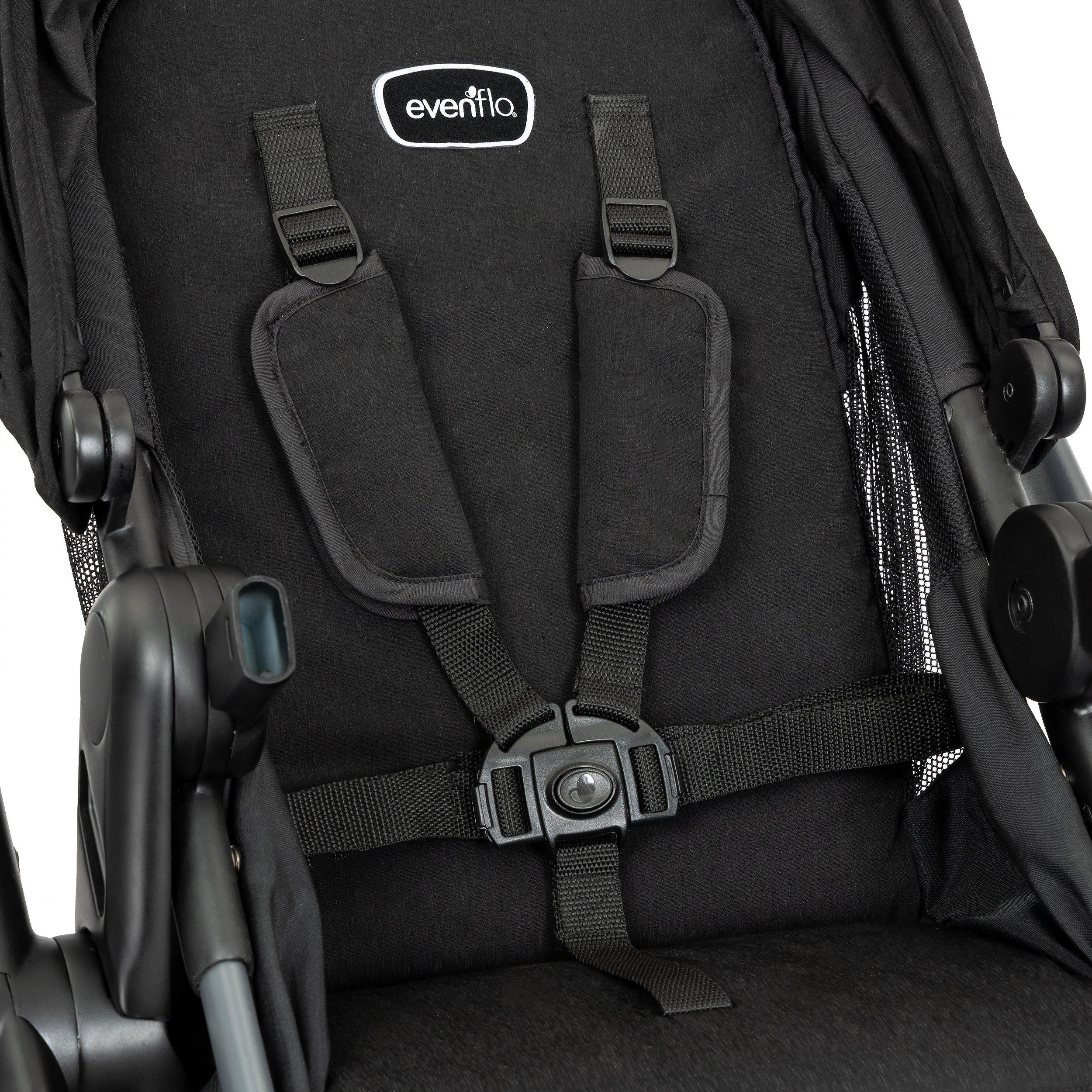 https://www.macrobaby.com/cdn/shop/files/pivot-suite-modular-travel-system-with-litemax-infant-car-seat-macrobaby-6.jpg?v=1688592093
